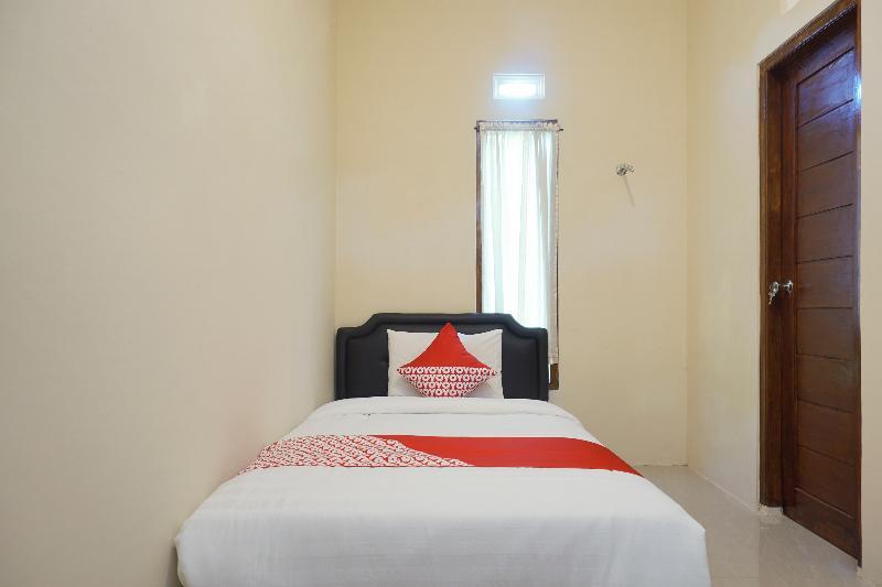 Reddoorz At Mahameru Residence Yogyakarta Kejayan Екстер'єр фото